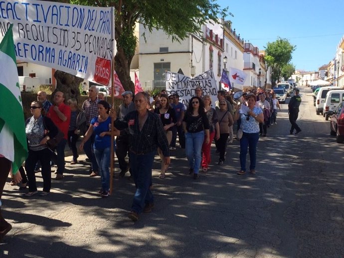 Manifestación en Carmona.