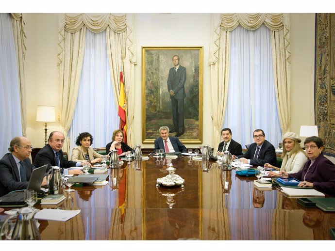 Reunión de la Mesa del Congreso, presidida por Jesús Posada 