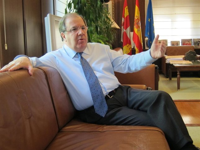 El presidente de la Junta, Juan Vicente Herrera, en una entrevista a Europa Pres