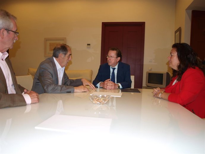 Emilio de Llera se reúne con Joaquín Vidal