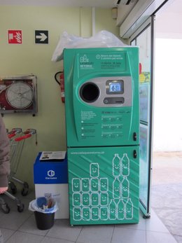 Máquina de SDDR de Retorna en Cadaqués (Gerona)