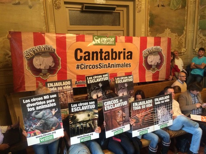 Moción contra los circos de animales