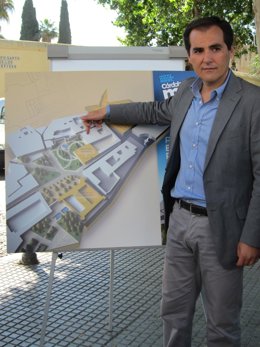 Nieto señala sobre el plano y en el propio lugar, donde estará el nuevo jardín