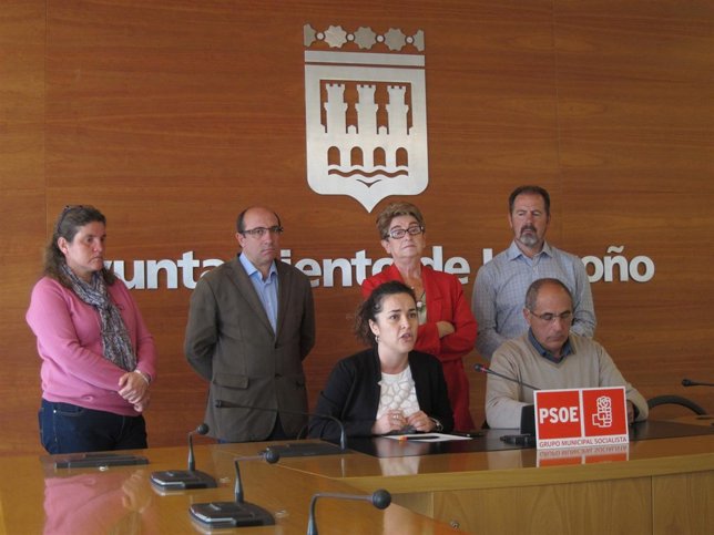 Miembros del Grupo Municipal del PSOE, en la rueda de prensa