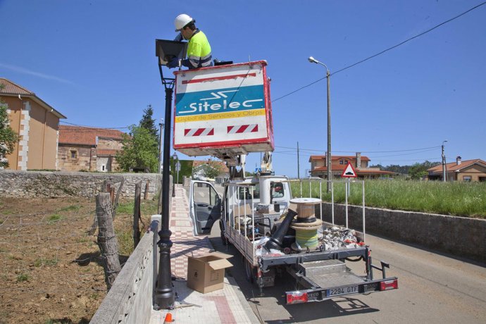 Cambio de iluminación en tres barrios de Escobedo