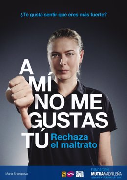 María Sharapova en una campaña contra la violencia de género