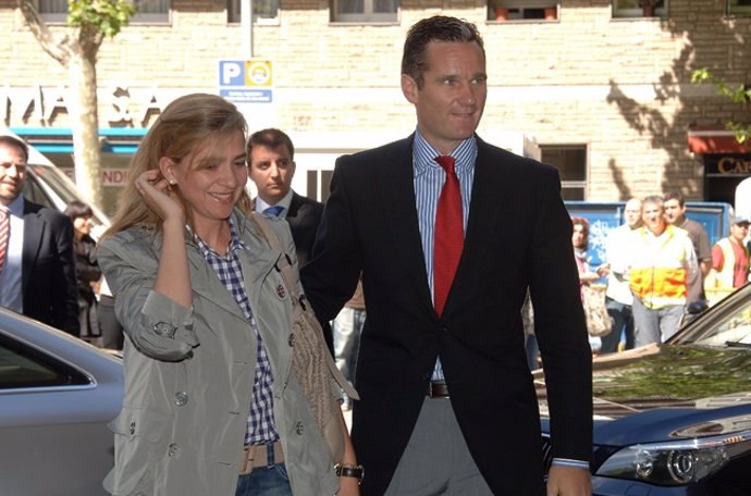 La infanta Cristina y Urdangarín, reunión en Barcelona para preparar su defensa