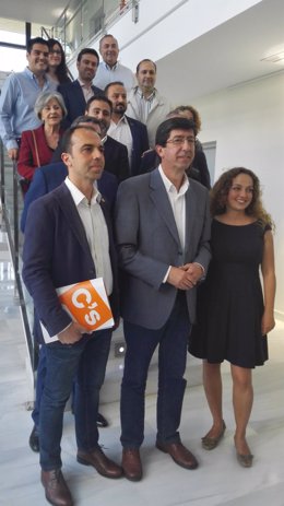 Juan Marín con los candidatos de C's en la provincia de Sevilla