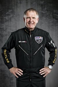 Nigel Lamb: "Volar es más fácil que conducir un coche"