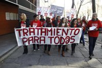 Afectados por la Hepatitis C se querellan contra tres miembros de la Junta Directiva por apropiación indebida