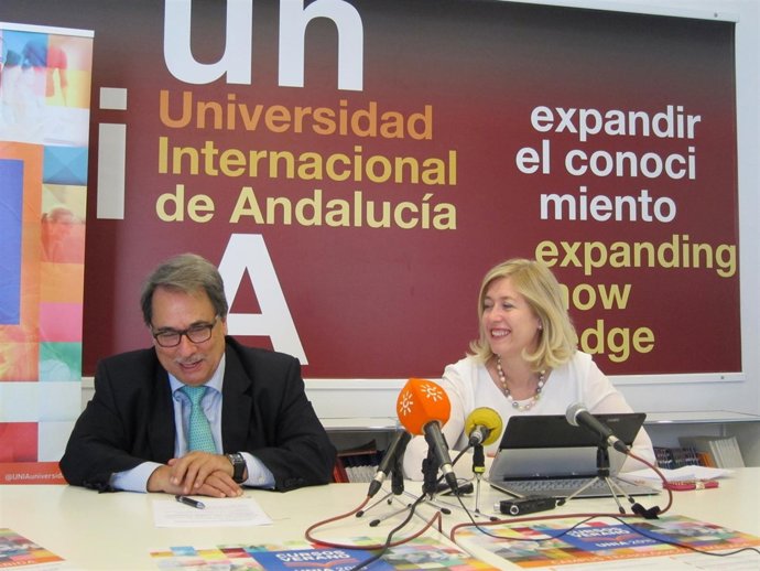 Eugenio Domínguez Vilches y María Dolores Oliver