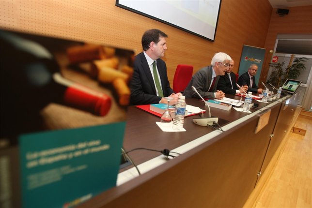Presentación el libro 'La economía del vino de España y el mundo'
