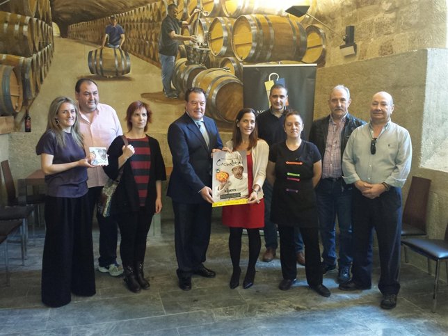 Mónica Figuerola Y Javier Ureña Presentan Una Nueva Actividad De Hostelería Orga