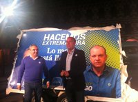 Monago insta a elegir entre la "incertidumbre" o "reconocer el esfuerzo"