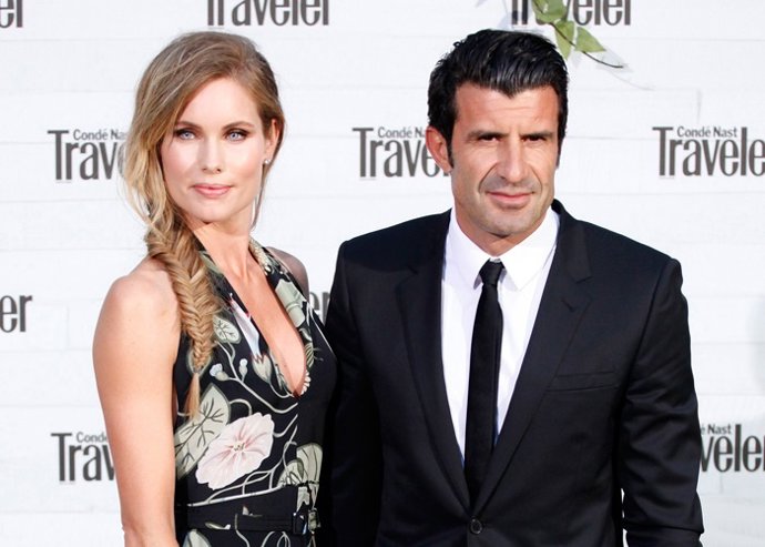 Luis Figo y su esposa en los Premios Conde Nast
