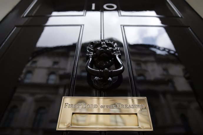 La puerta del número 10 de Downing Street 