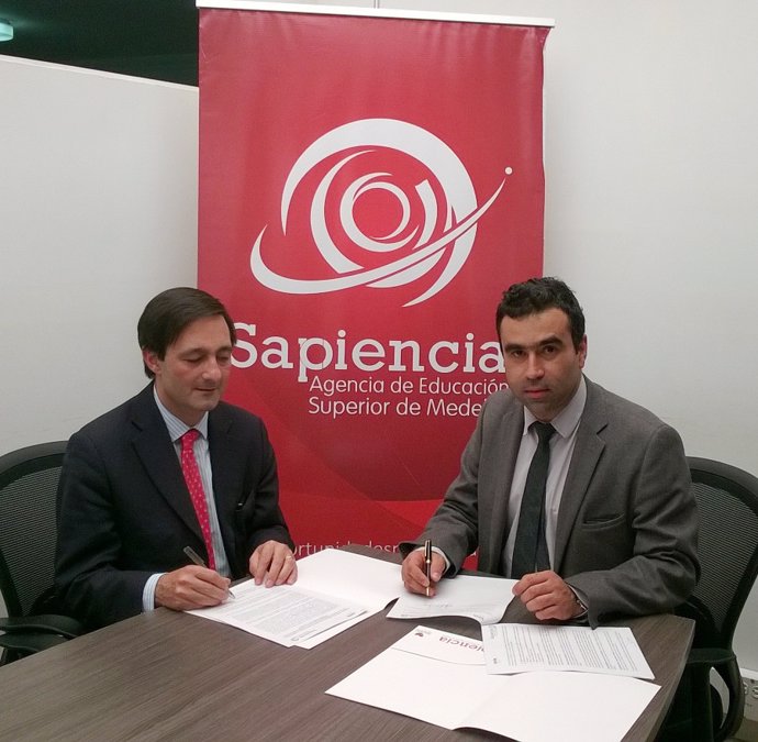UNIR firma acuerdo con Agencia de Educación Superior de Medellín