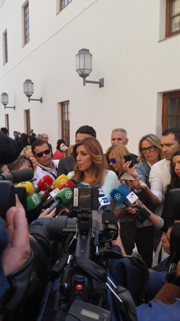 Susana Díaz atiende a los medios tras no prosperar la segunda votación