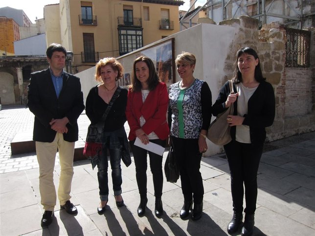 Arráiz y más miembros de su candidatura hablan de desarrollo urbano