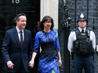 Cameron se dirige a reunirse con la Reina tras su victoria electoral