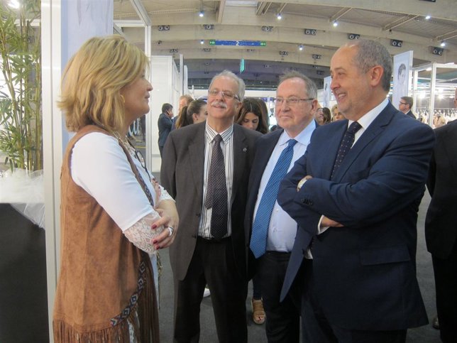 El conseller Felip Puig y el presidente de Fira de Barcelona Josep Lluís Bonet