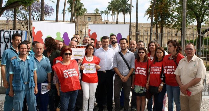 Maíllo con los trabajadores