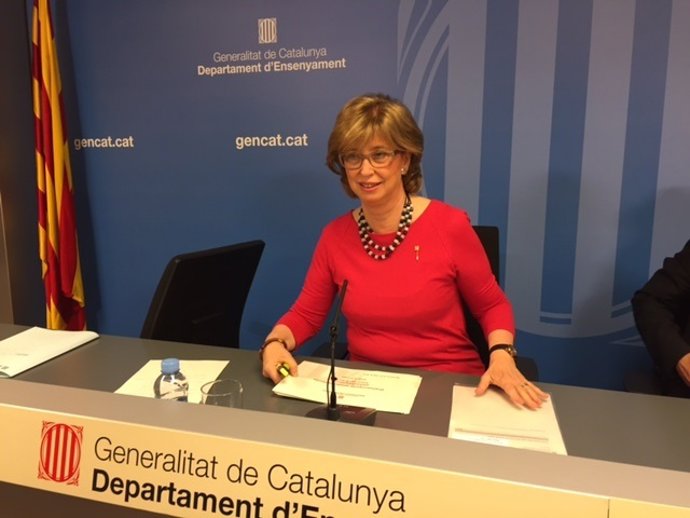 La consellera de Enseñanza de la Generalitat, Irene Rigau