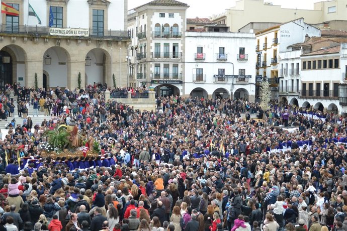 Procesión de Semana Santa en Cáceres