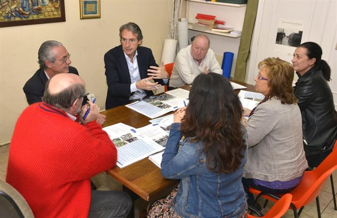 De la Serna se reúne con la FECAV