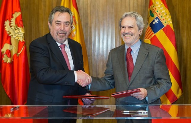 Bellos y el presidente de la OEI, Paulo Speller