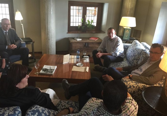 Reunión Ballesta con la Concapa