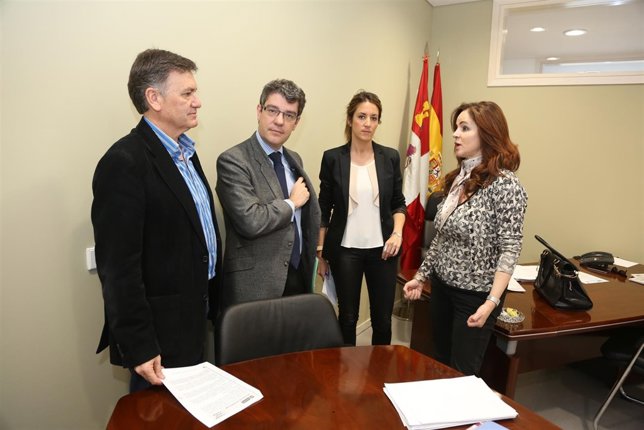 Nadal (2I) con Vázquez (1I) ,Fernández (2D) y Clemente (D)