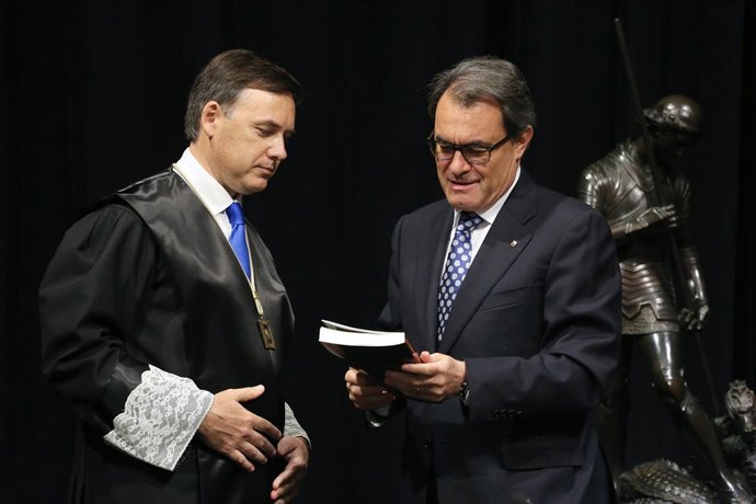 A.Mas en la presentación de la Memoria y Análisis de Doctrina 2014