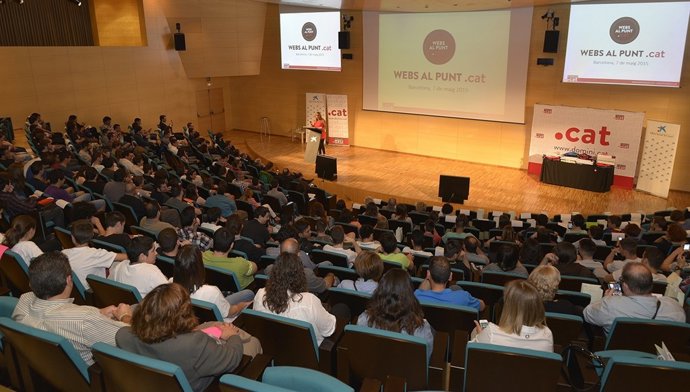 Una página web sobre las PAU creada por alumnos gana el 'Webs al punt.Cat'