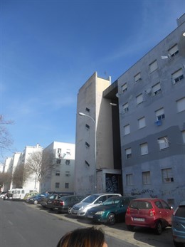 Viviendas públicas de la plaza Doctor Eloy Picón. 