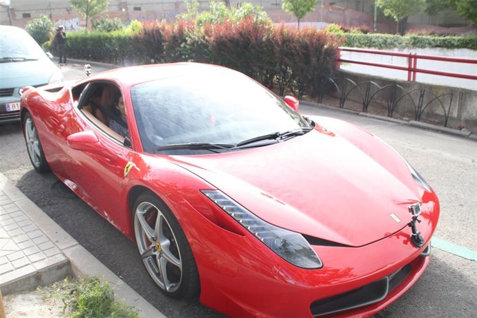 Ferrari ofrecido por Cabify a sus usuarios