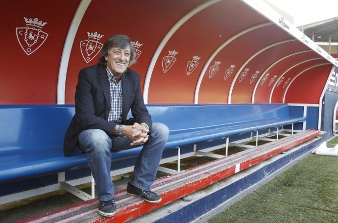 Enrique Martín, entrenador del CA Osasuna