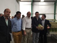 Juanma Moreno cree que el "aval" de la gestión de los alcaldes del PP les llevará al "éxito" en las municipales