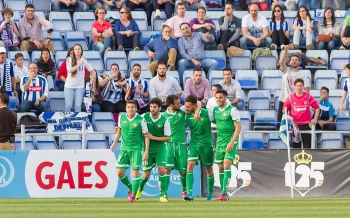 El Betis vence en el Nuevo Colombino