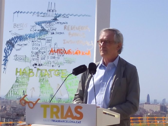 El alcalde de Barcelona, Xavier Trias, en el Pont dels Tres Ulls