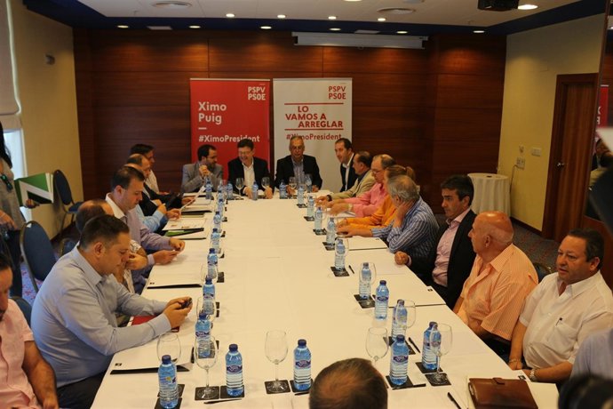 Puig en su reunión con empresarios de Benidorm