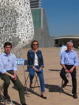 Celma, Rudi y Eloy Suárez en acto electoral con NN.GG