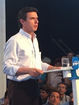José Manuel Soria interviene en el mitin del PP