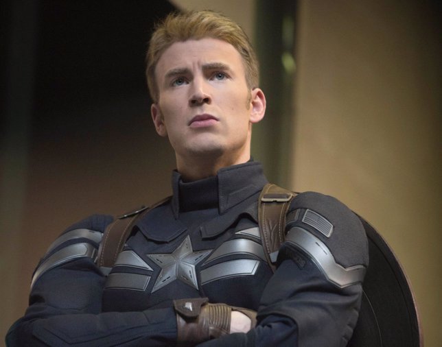 Chris Evans es el Capitán América