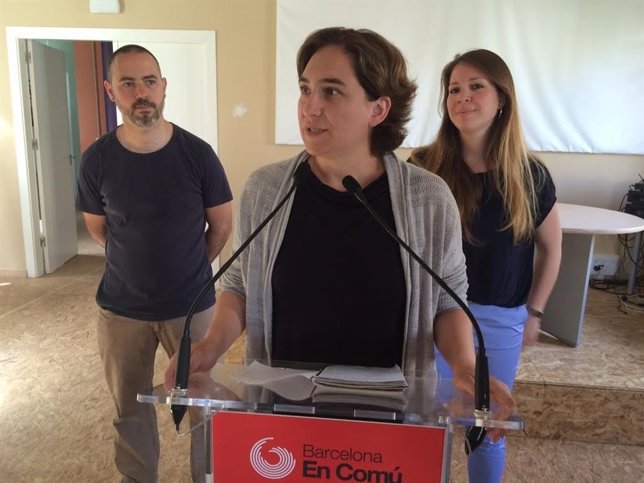 El 12 de BComú, E.Badia, la número 5 y exconcejal de ICV, J.Sanz y la Ada Colau