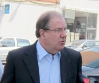 Herrera llama a la unidad y defiende que el la situación es "muy diferente" del "panorama desolador de 15 días"