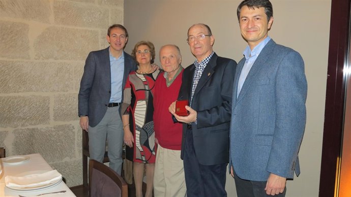 Antonio López pintor recibe homenaje Vivanco