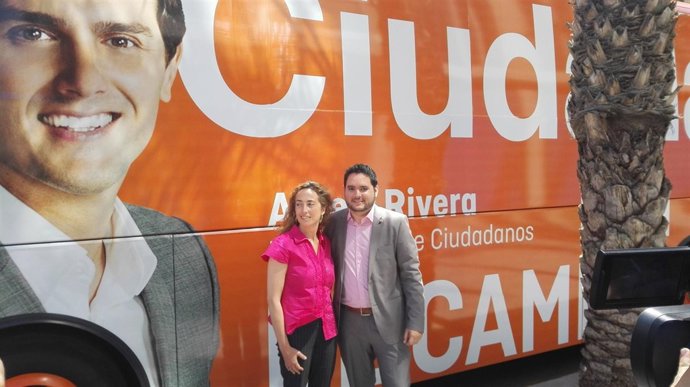 Carolina Punset y David Caballero, candidato a la Alcaldía de Elche