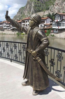 Estatua de príncipe otomano