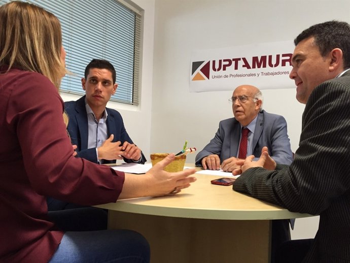 Gras con representantes de UPTA